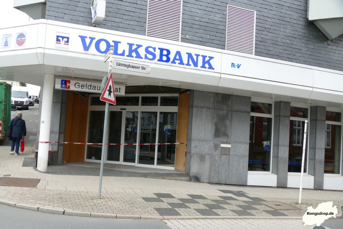 Geldautomatensprengung in Ronsdorf – Kriminalpolizei sucht Zeugen