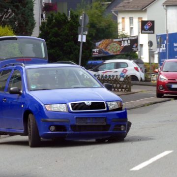 Unfall in Ronsdorf – Frau leicht verletzt