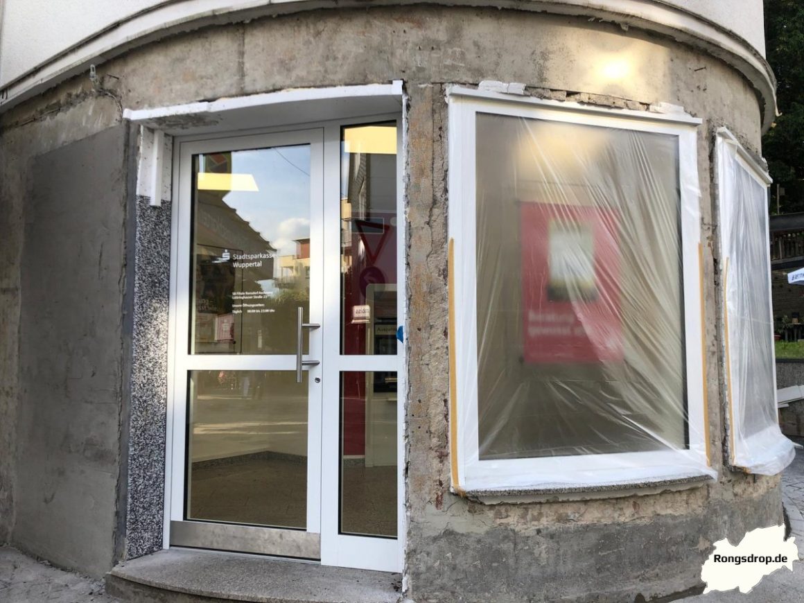 Sparkassen-Geldautomat in Ronsdorf wird renoviert