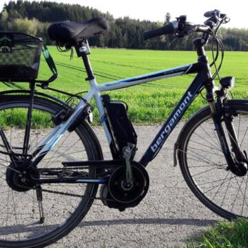 Pedelec-Fahrer nach Sturz schwer verletzt